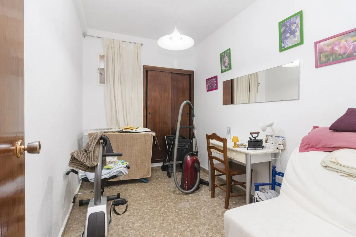 c1d0eebd-bfd6-400c-bb76-f2017290664b