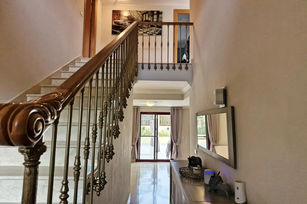 9176565c-465a-4fce-9e31-ded726f3a72e