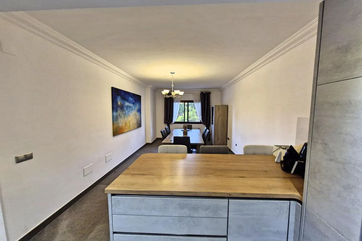 ad1b9c1a-71b4-4b0d-90c2-c9b5b2d10d04