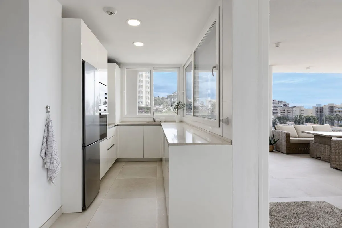 4677cf48-b432-4934-a068-434ec7083c04