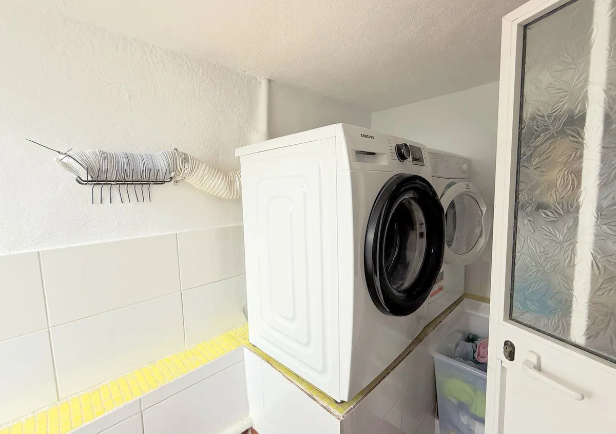 03111325-b1b8-40df-84d1-ed1dad615f82