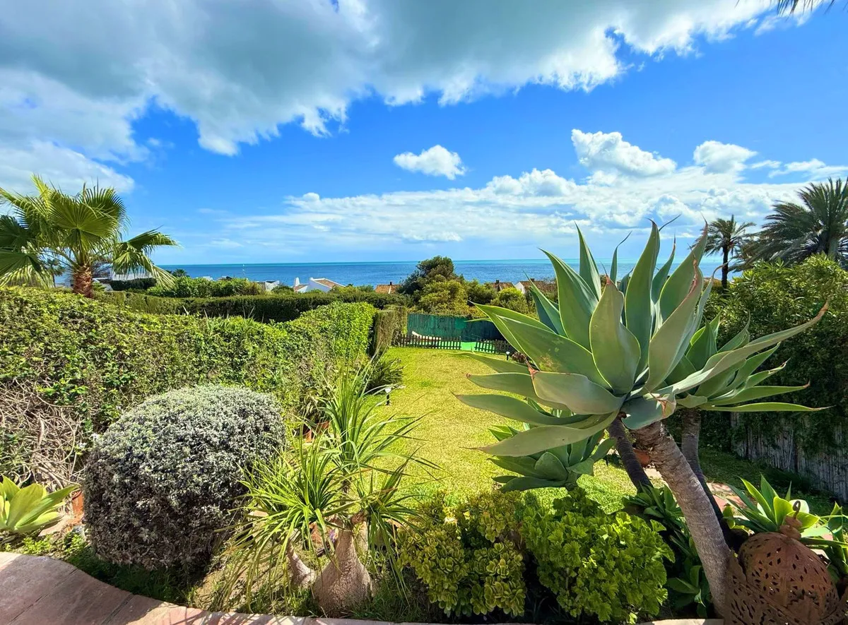 9b51f42e-82e9-4a89-b060-d2be269eb032