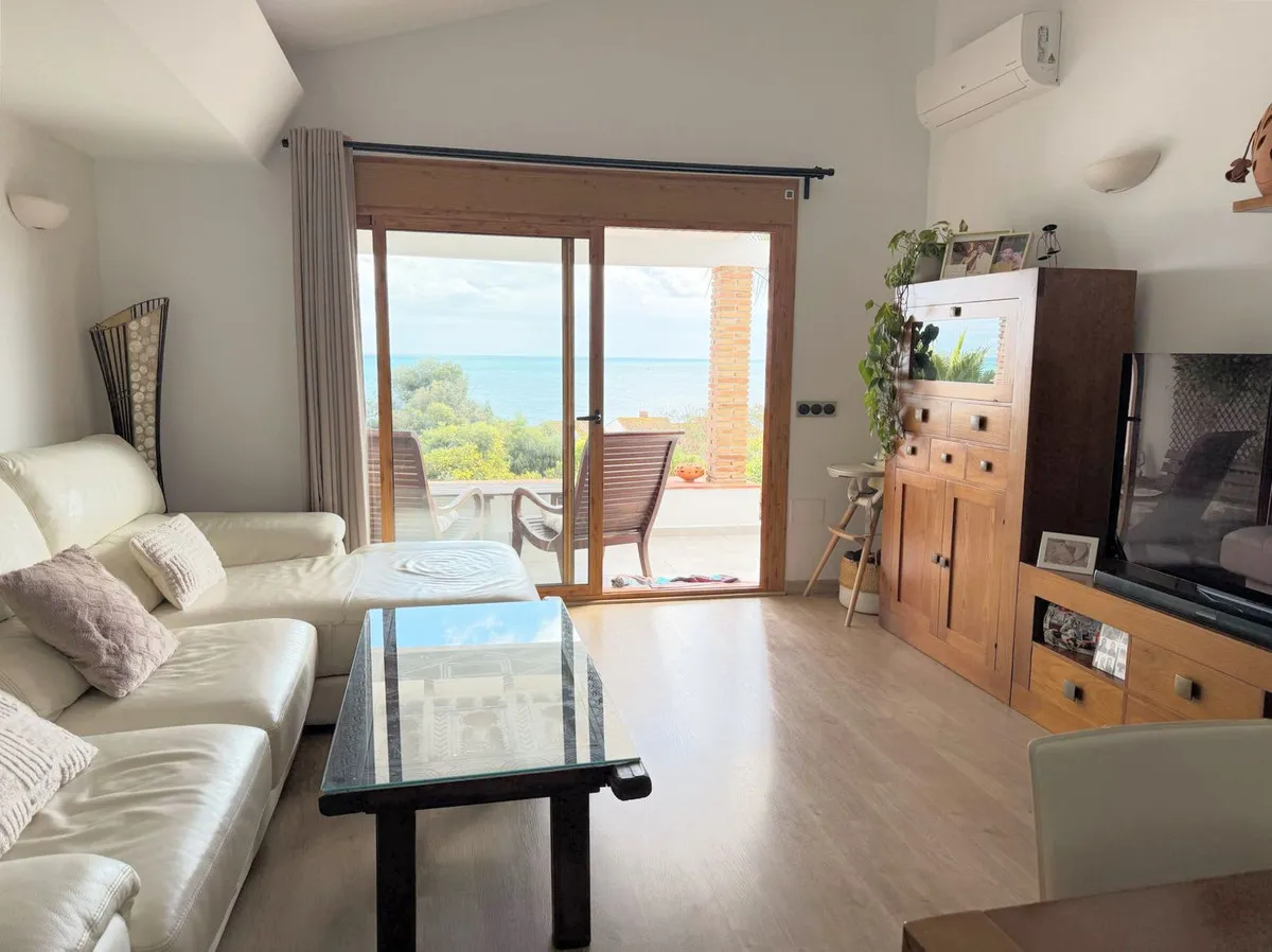 9b6bc524-0579-4b8d-840f-44a7726f2d2b