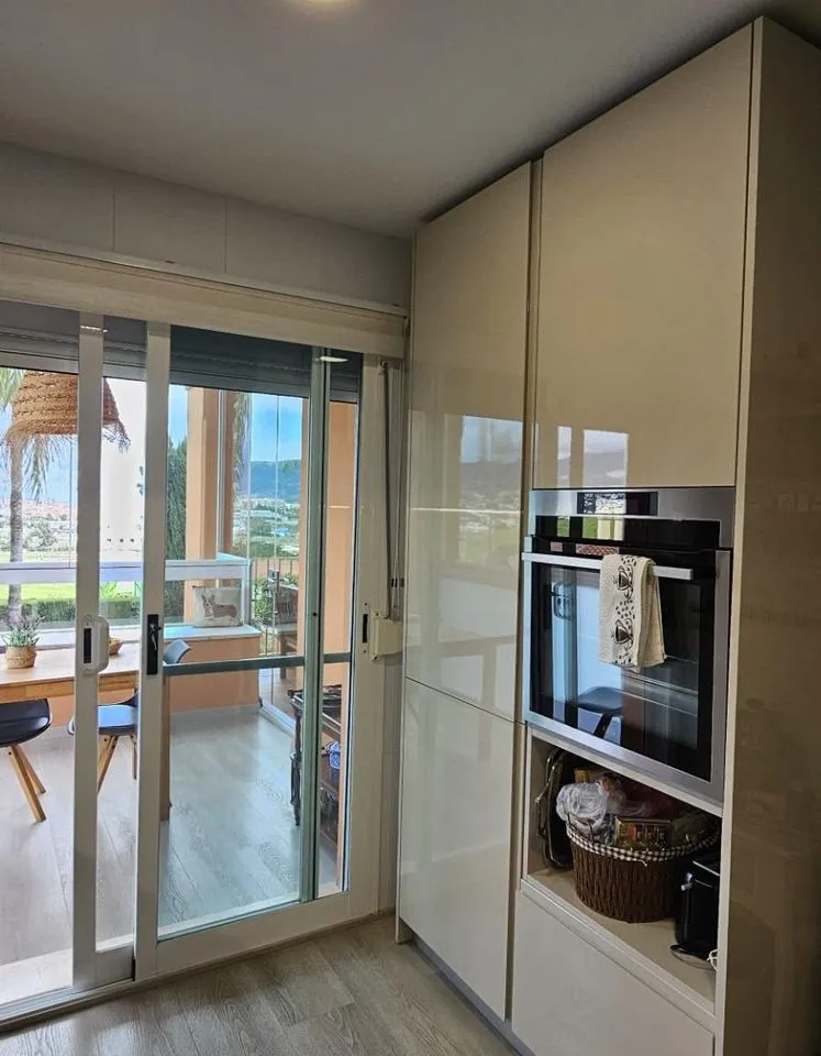 1639d381-fe51-451a-b888-af14602073d6