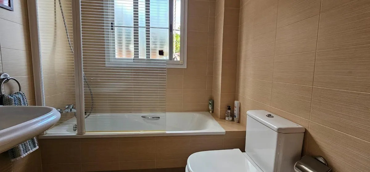 1adbe6f7-d843-4c05-b835-249c397247b5