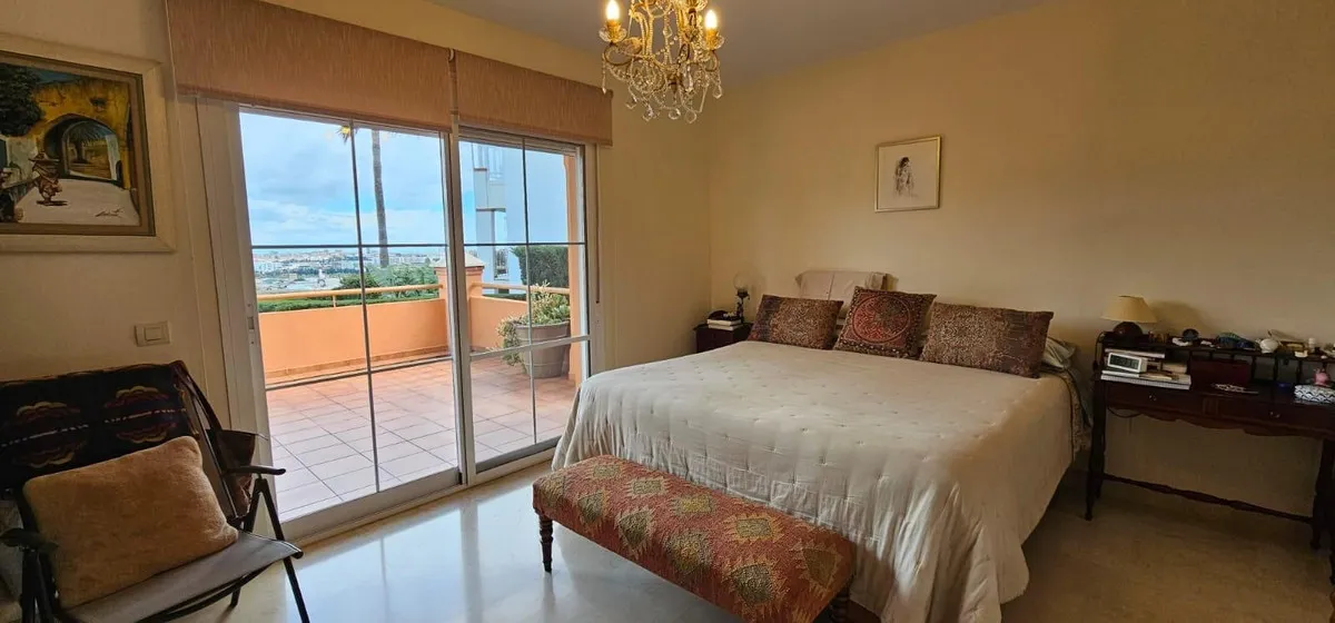 3a1fc3fd-63ad-4d1e-be1a-a981fa8c4c33