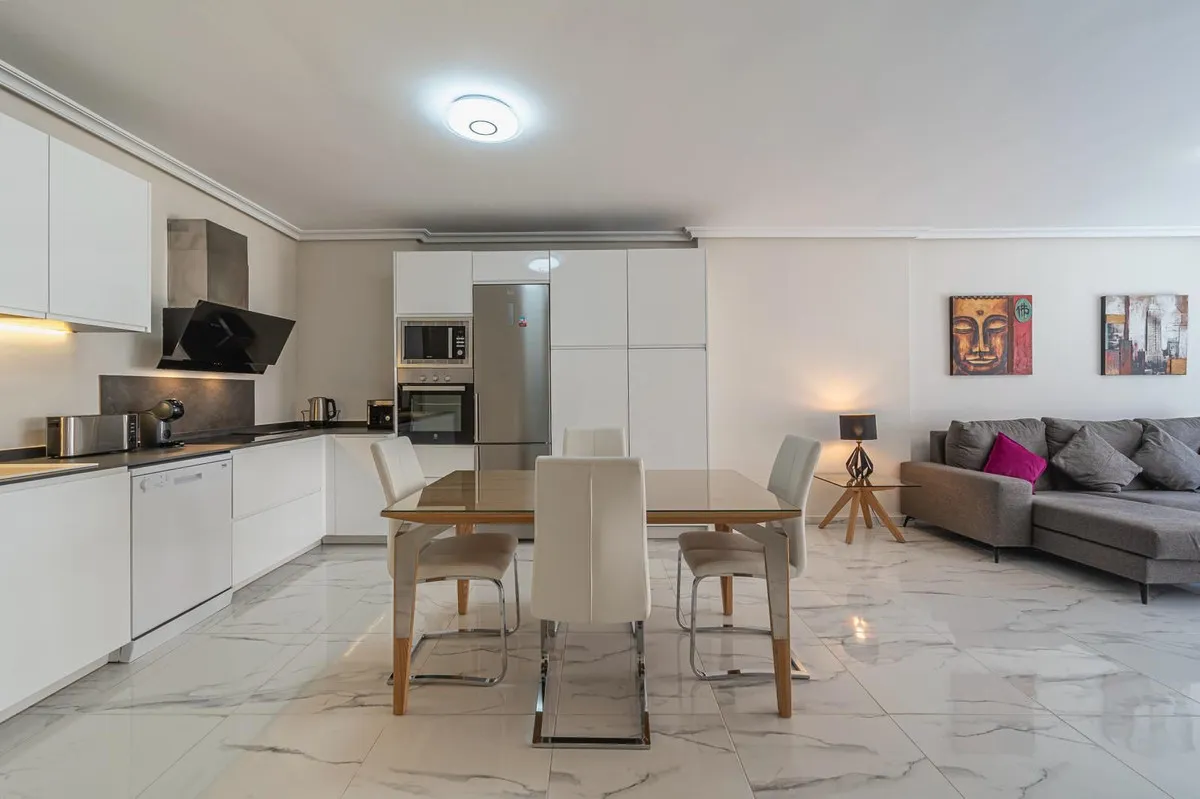 f5a3b3b1-f7ea-492f-a033-9fdd680c525d