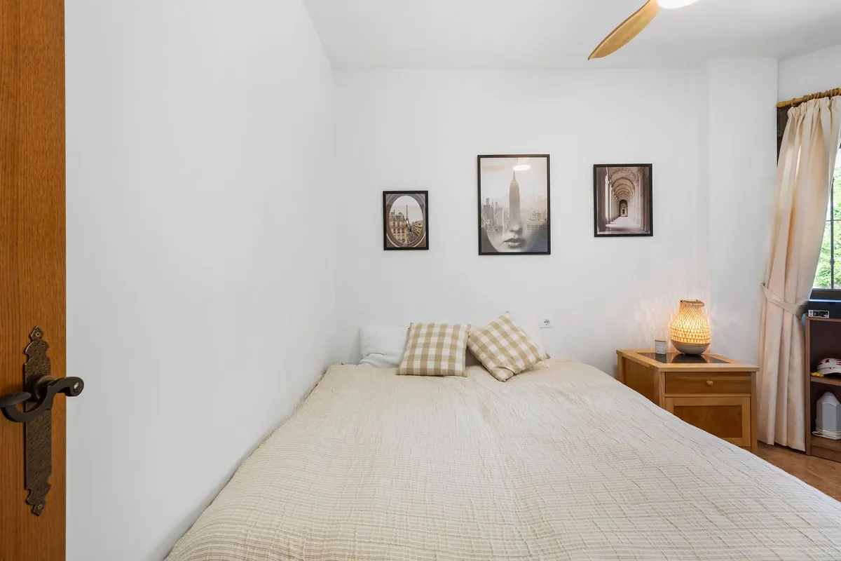 83270b1b-550e-4049-978b-9f2f15e07552