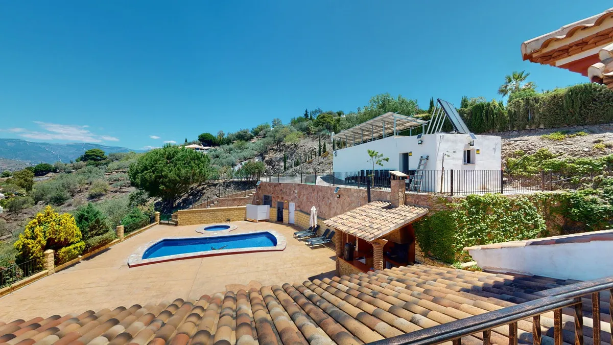 1f757f79-cb4b-48c3-b36c-1499aa6e1513