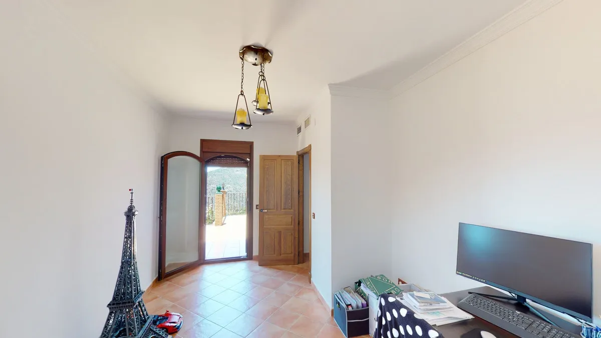 918ab074-4a8e-4aaf-890a-d3c50439ace4