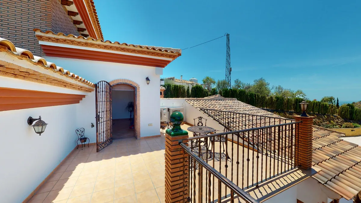 e5fb8914-ab20-4ce2-8669-7b009507bf9f