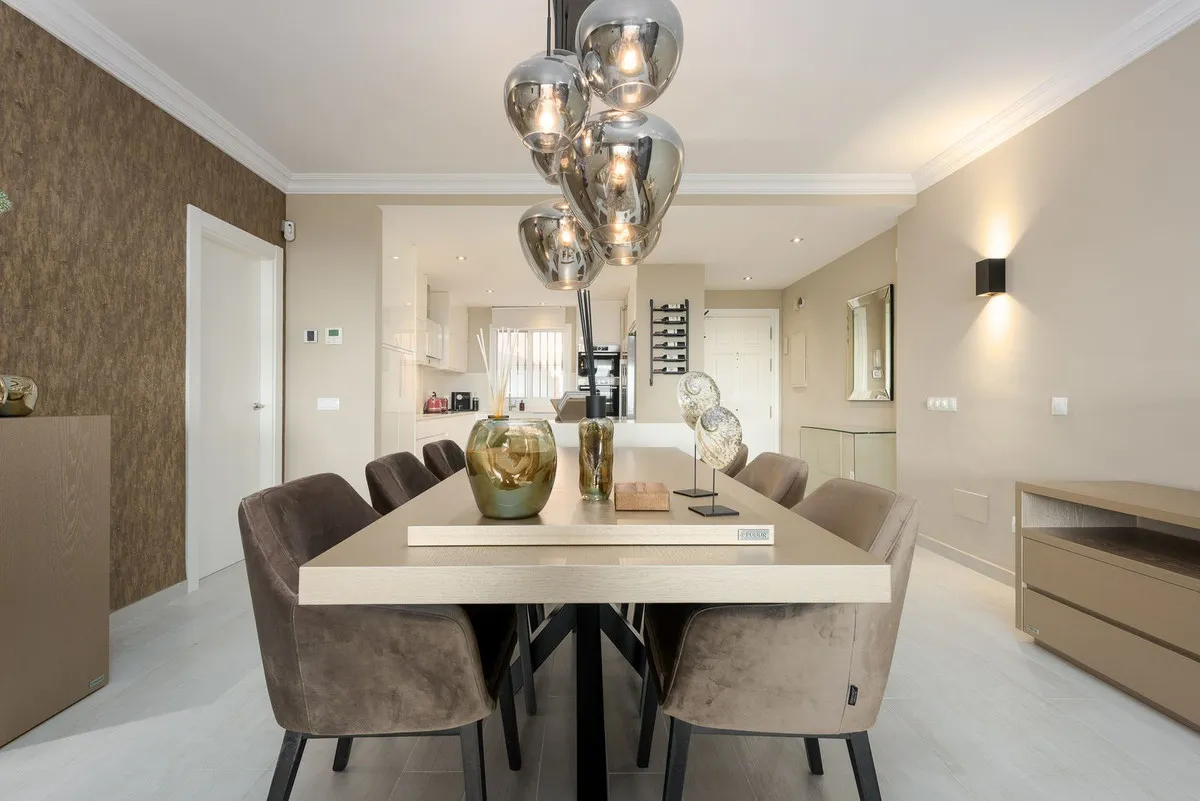 e5b0e4d2-e672-4699-b5b1-1728ae4b8d60