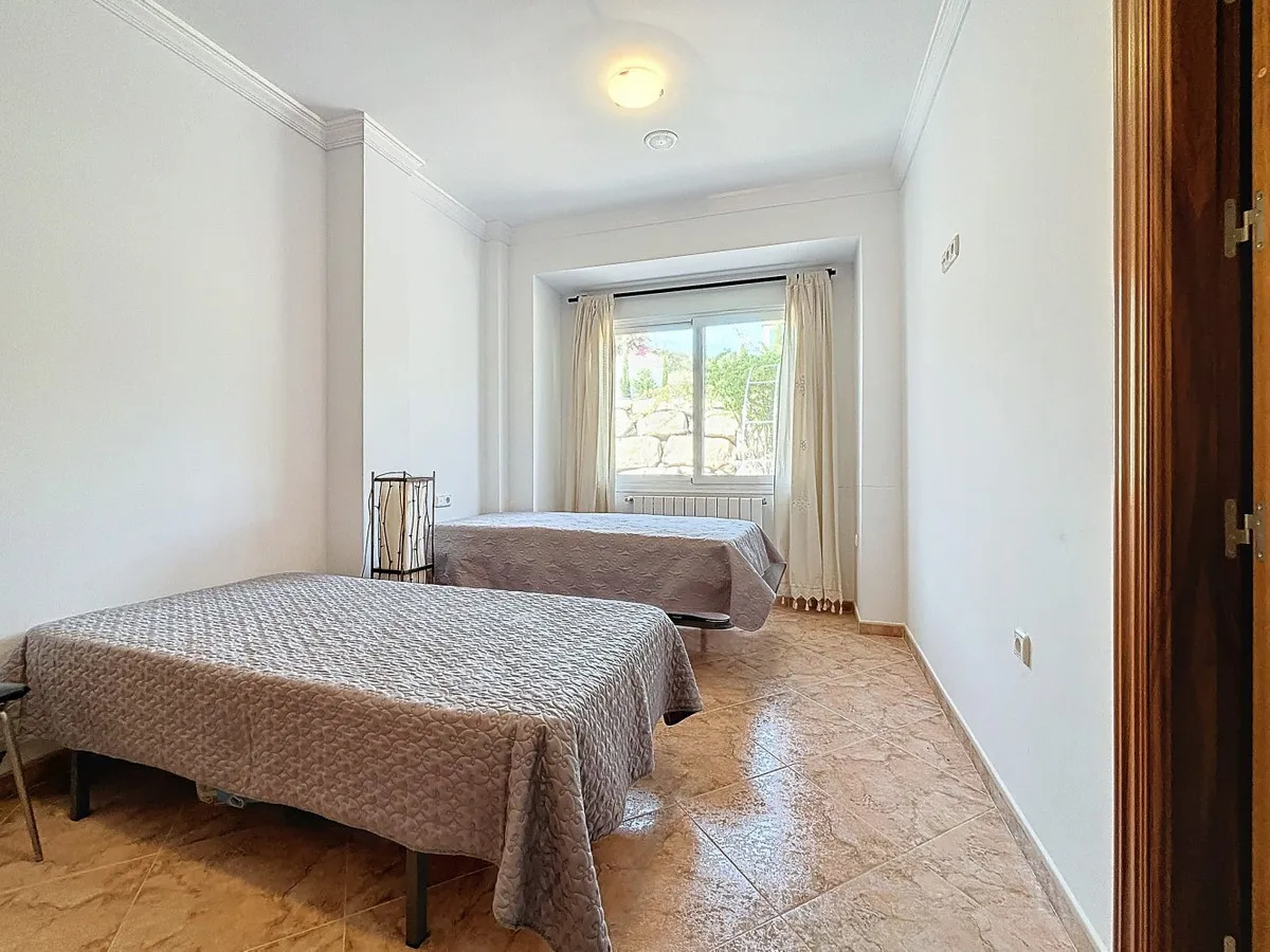 070f2429-1b9d-40f6-86f2-62bb9fcbc3ac