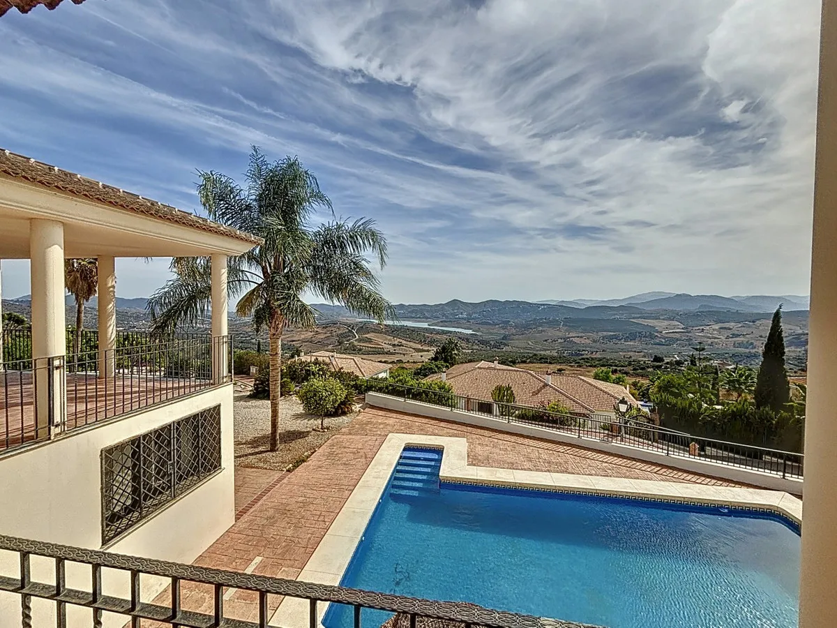 988929e6-2879-443a-82ca-c59e526998a8