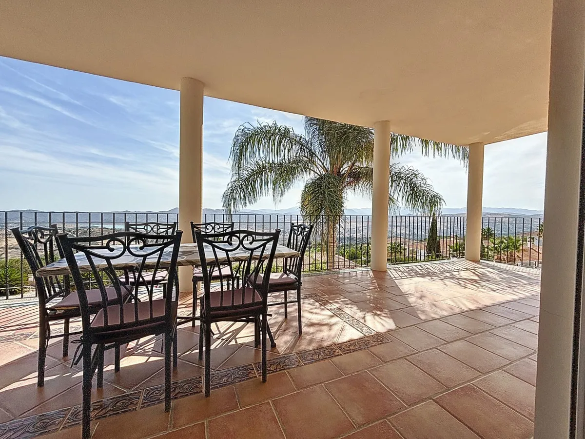 ae9665c0-7dc8-41c1-abbc-1cb40c2b9675