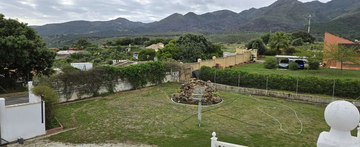 7703fa5f-b5ab-4c34-b691-44718f5ba1e2