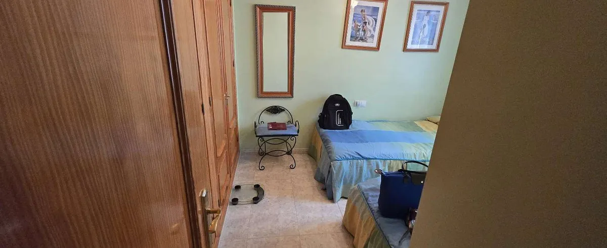 e8323f9d-3497-4912-9f78-0d078cbc3e50