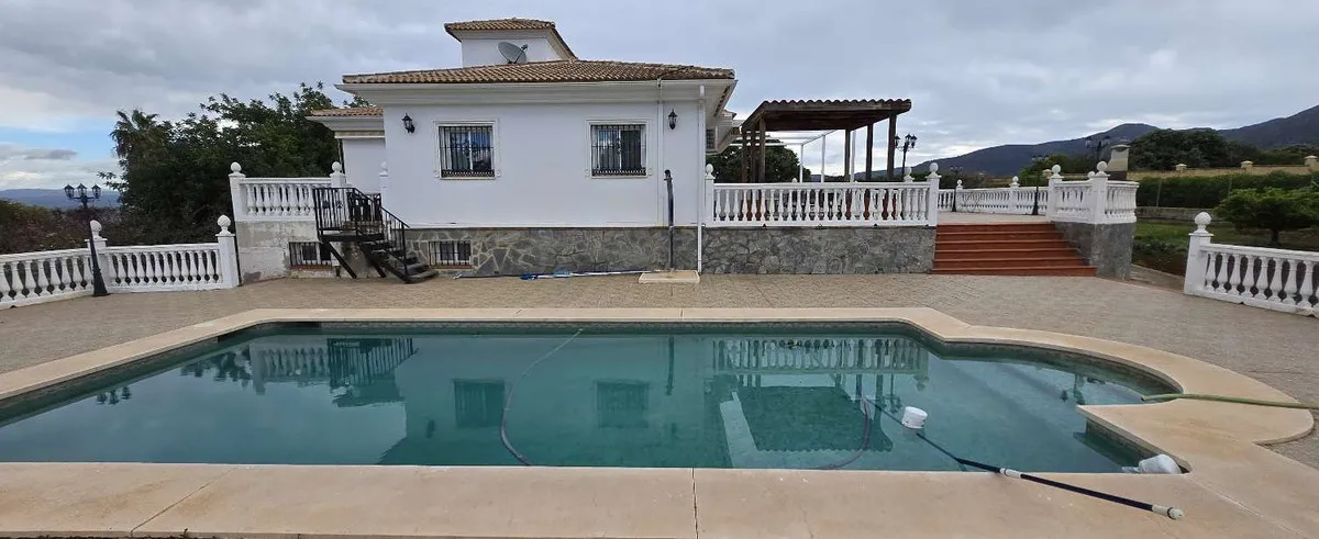 fcedb6ff-bb6d-4f19-a641-e2f6eabe0dbc