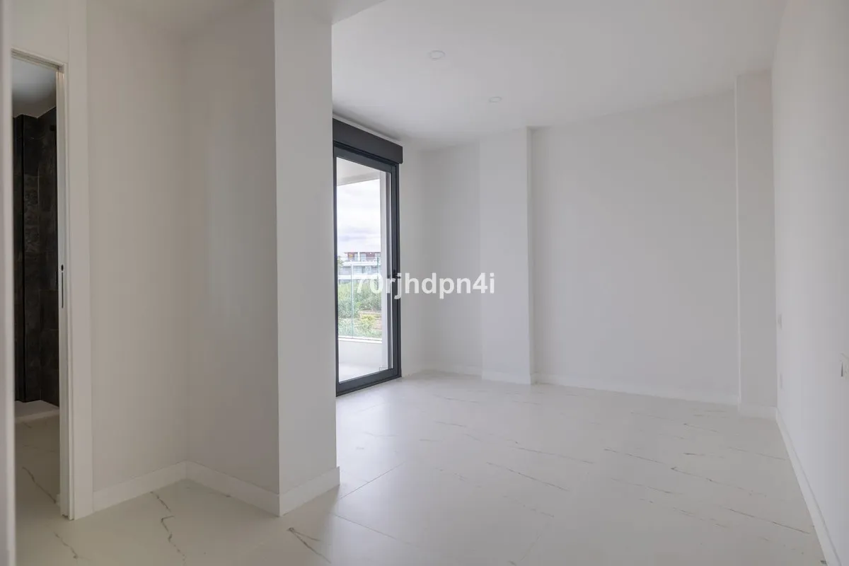 1f879629-a0d9-4f92-922b-1a6df5ba7890