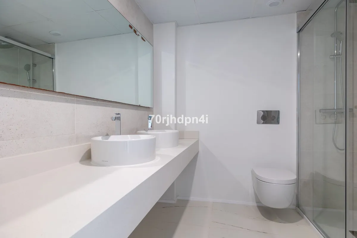 c9feccee-3d23-4720-a0e1-f395bf6dc3cb