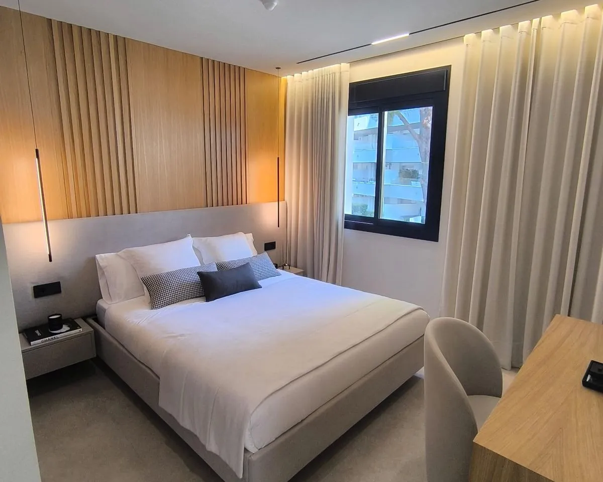 260d41e5-84e9-4f1e-a0dc-1181522c4fea