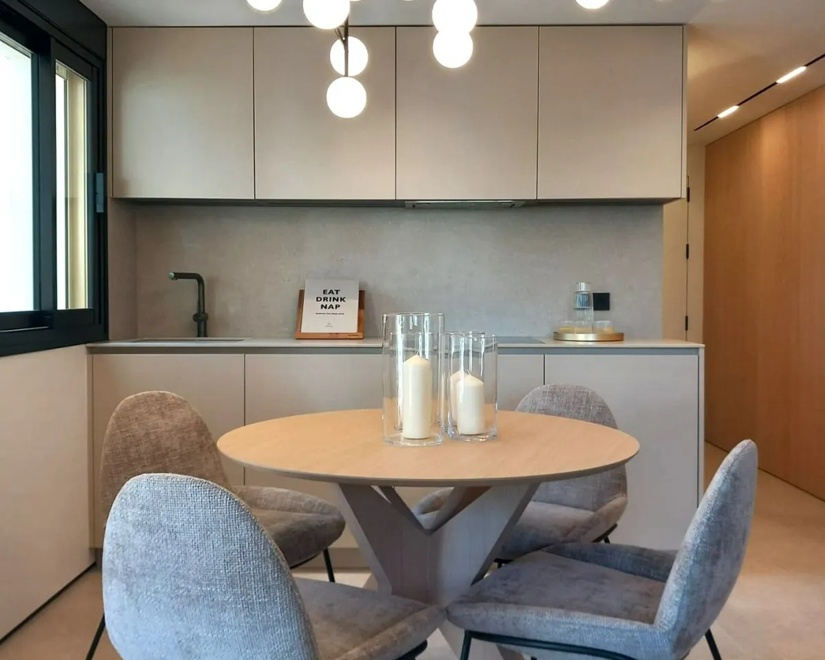 cd697a6a-dc74-4f06-bcbe-7179076673f0