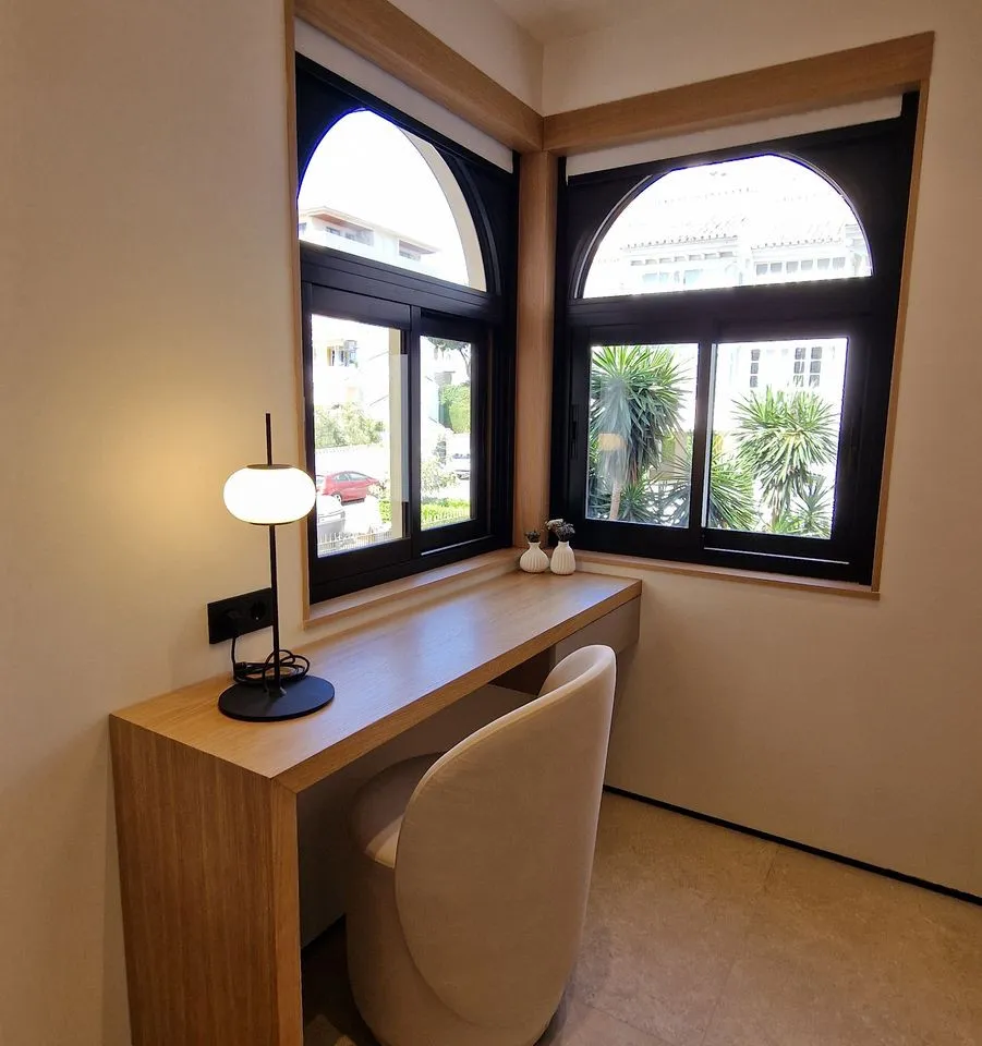 df44dd21-3941-40a6-b86d-f9f37a5b6238