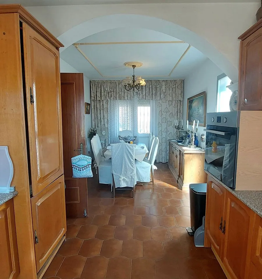 0c797769-08a5-4d3b-b09a-244f9dbdd9a2