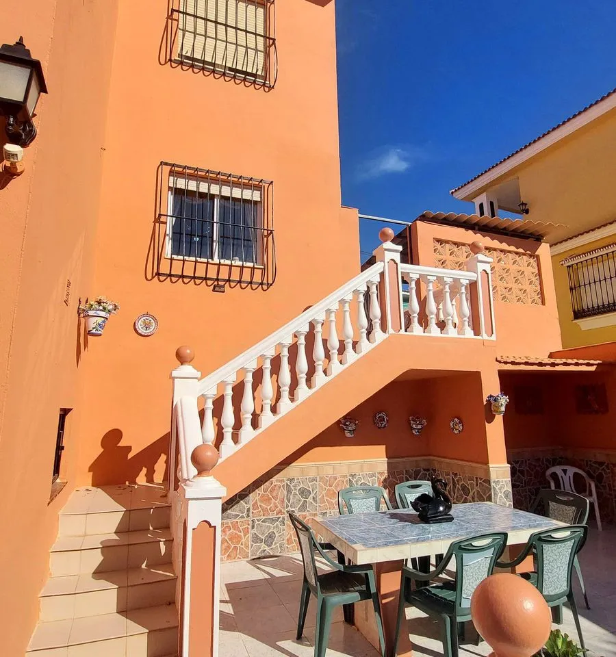 24f23e6a-7d5d-4cd2-b220-5045c82fab06