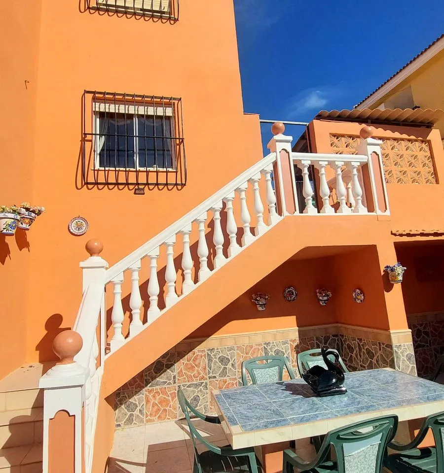 5484f275-f2f6-45a9-995a-db8cfabc229e