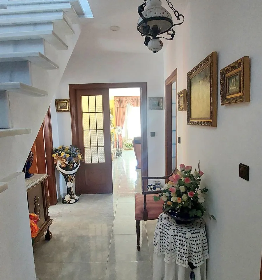 d9e161d3-d7bb-4f51-b7f4-5b36a4dc8d35