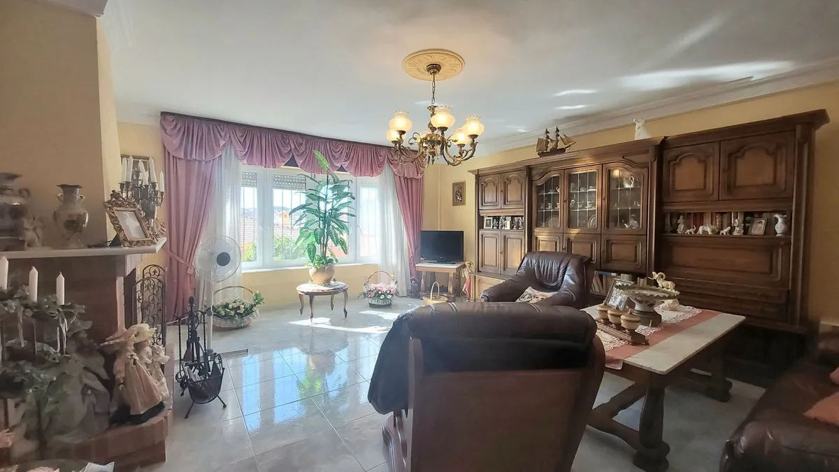 f86bfdec-dd5e-455f-ab45-c6156e357d1b