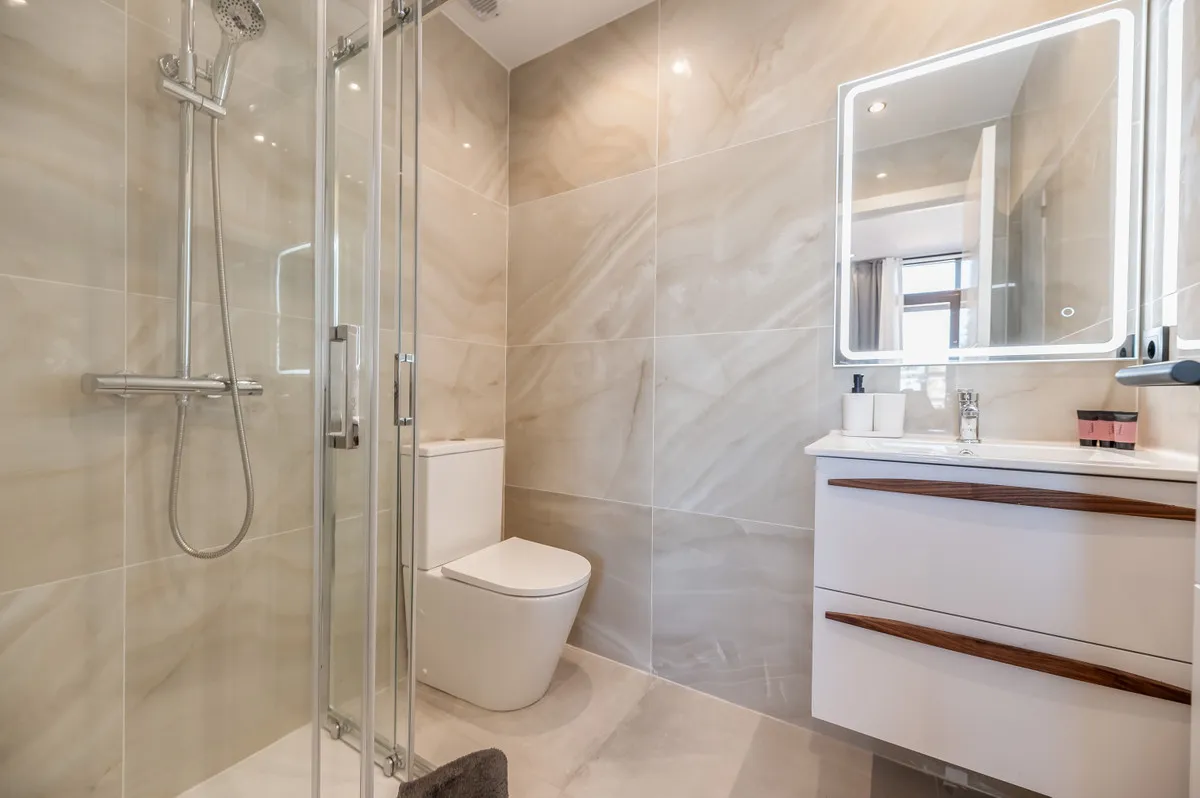 a4363247-d287-4fbf-bf1b-47720933a50d