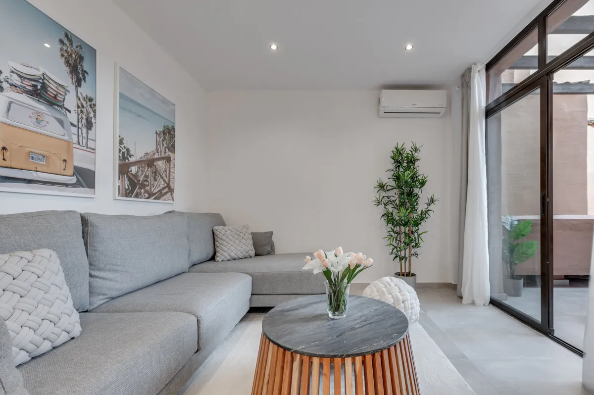 a578be46-1062-4a6b-bbf0-630ab381ada0