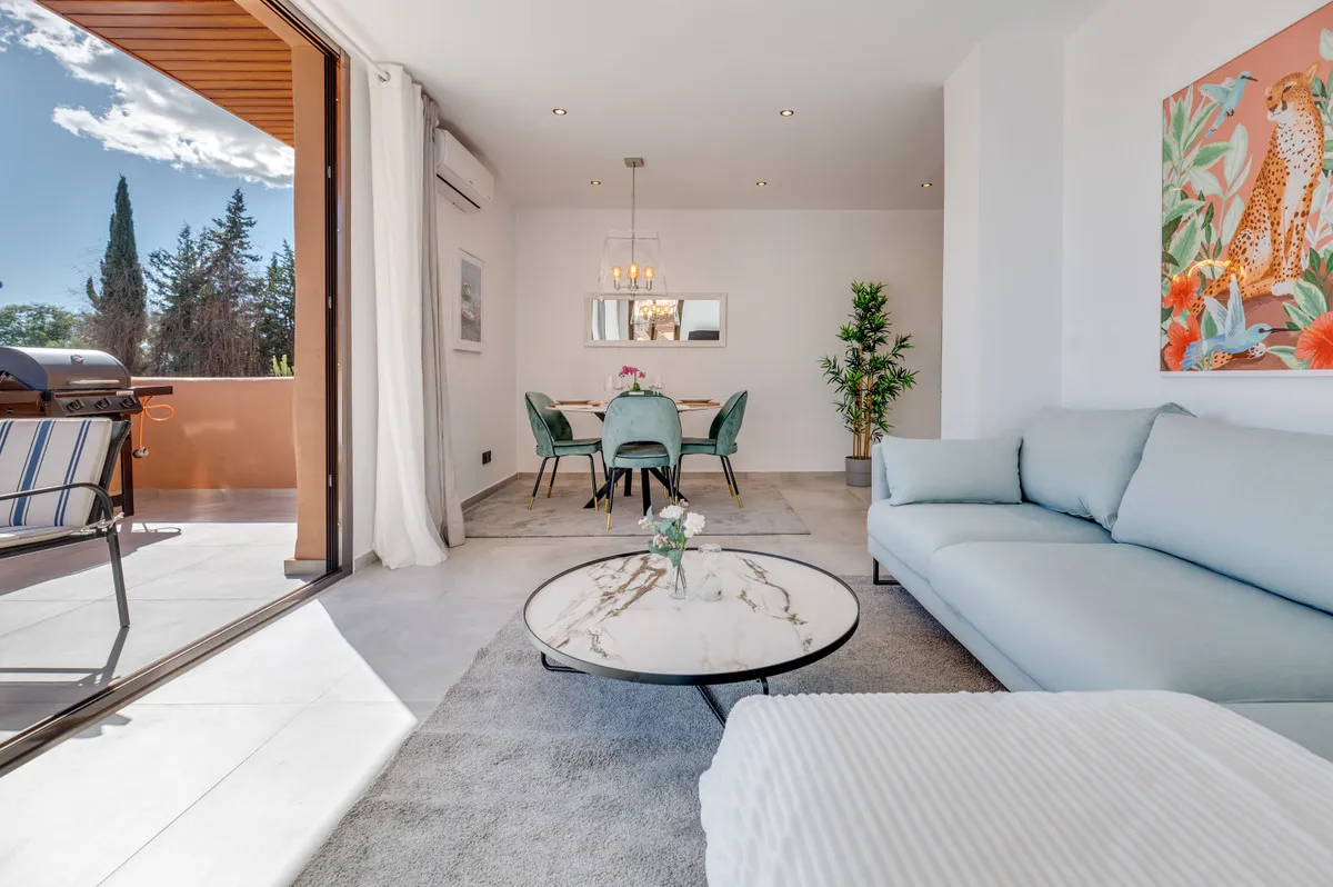 e186476d-f9e1-4aa5-a698-6205e2ca01aa