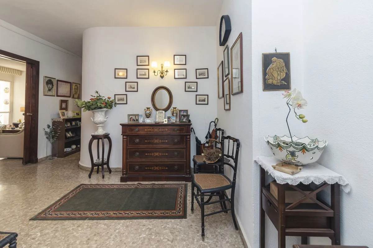 90eeeca4-d962-48db-ba90-eedc8f7313c7