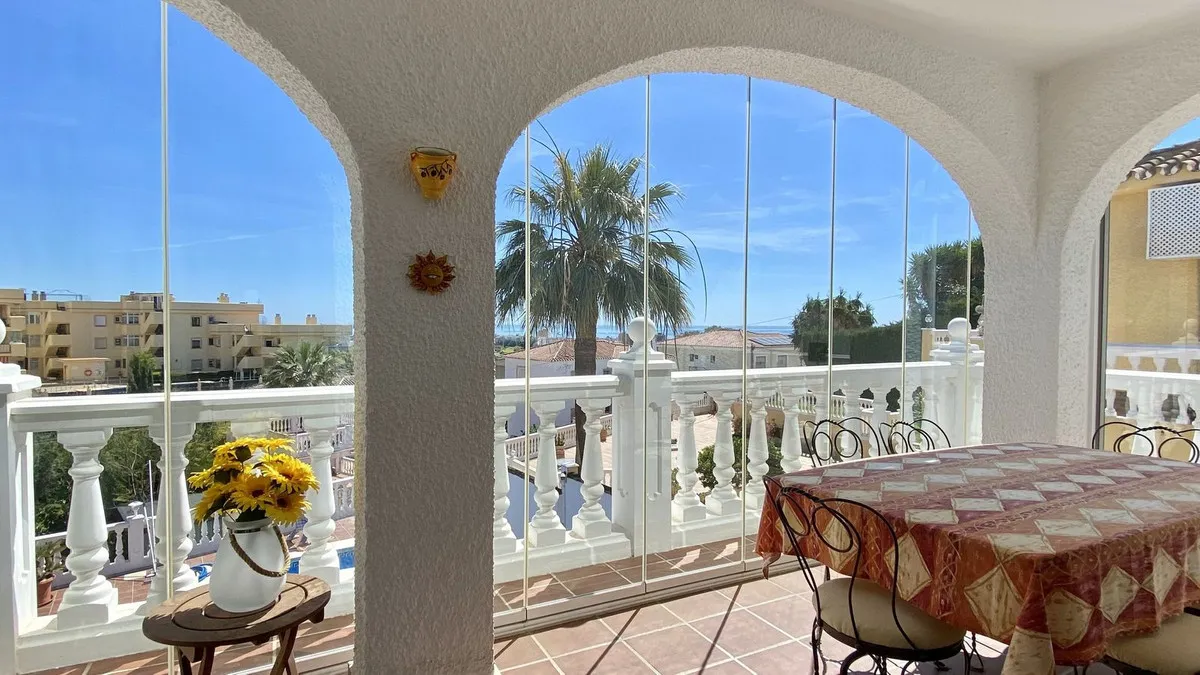 2a23ebe1-0db1-48af-9514-cee2bd9c1fa9