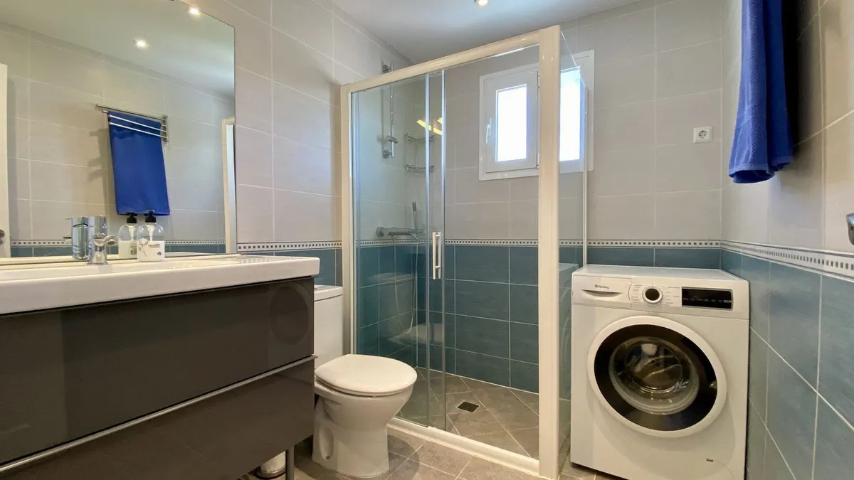 b426dbc1-ae6f-49c5-9b43-87fdd64b4769