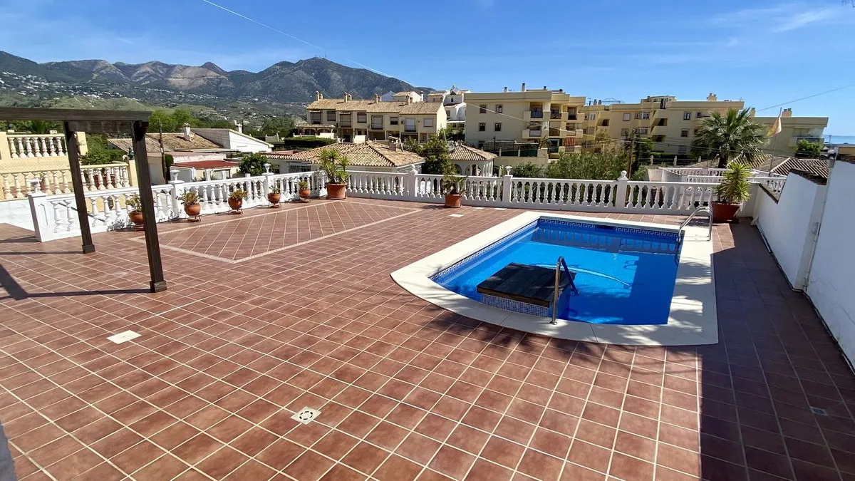 c9af65e8-4945-4ab6-a627-cb01e1993308