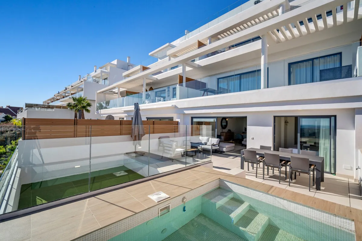 5b152865-c15a-4850-8330-8e4db4f4c93b