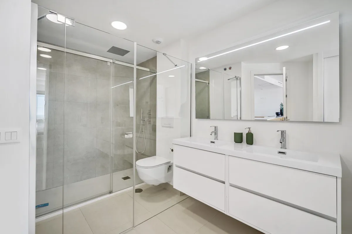 a74f3142-c968-4032-aab6-77e44da2315c