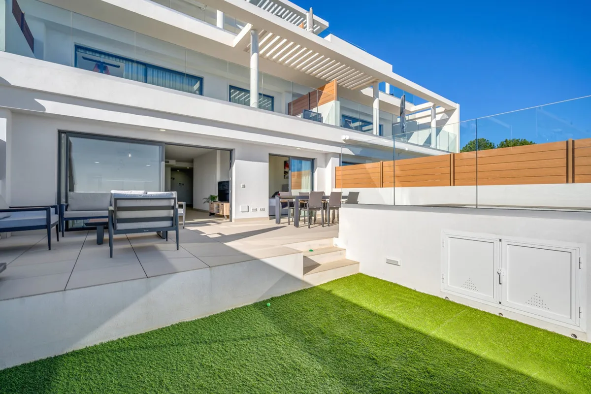 f2872fc3-b895-442d-9e5f-de9aaed2917b