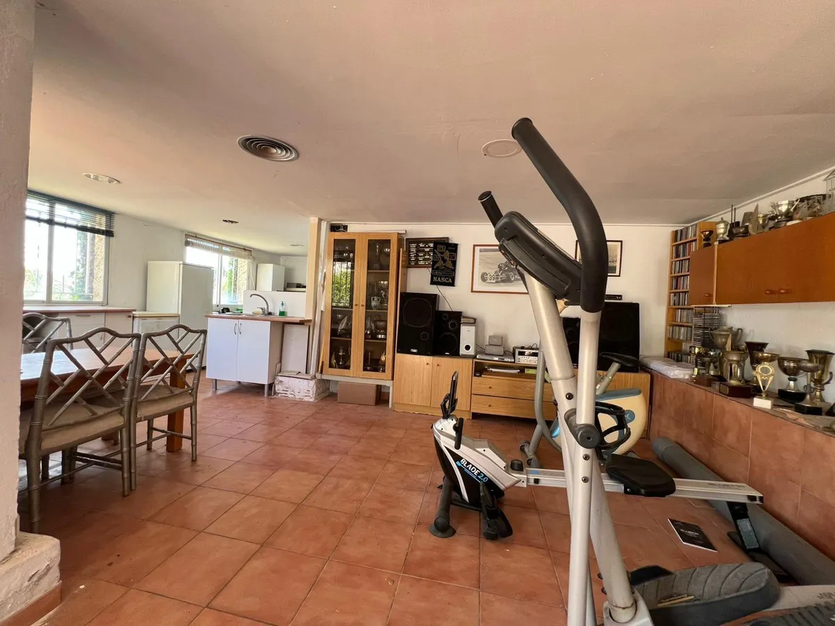 0e8386d5-ddb2-40fe-90c1-cd1c10f0f27c