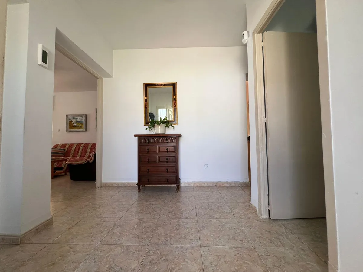 ddb1237c-c333-4504-90e5-3d47dcb00991