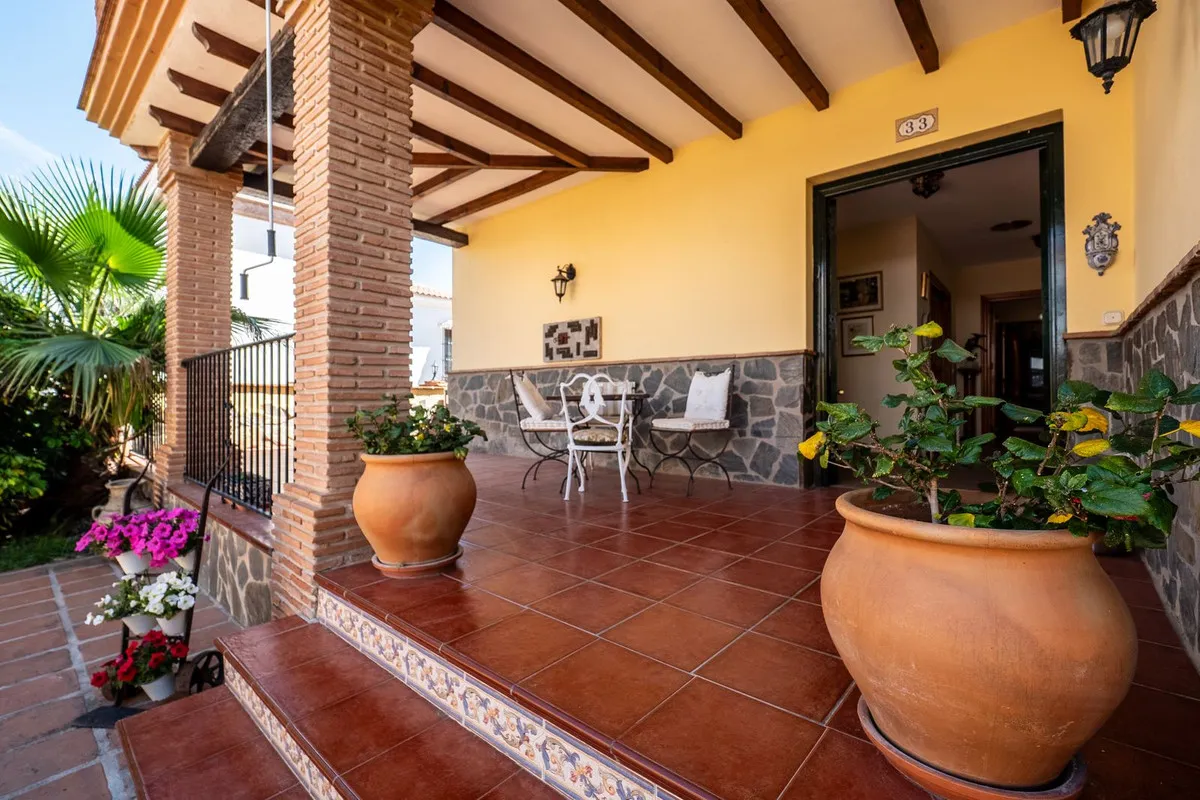 1b6dbe25-d783-4ce6-b08b-d706fbf3588c