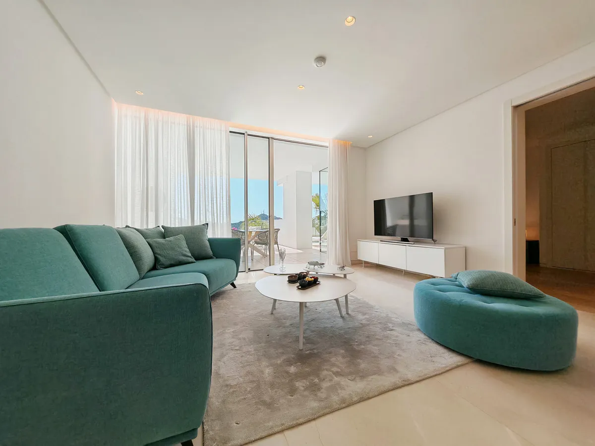 4cacef3a-ef6a-416e-b12b-453e97816707