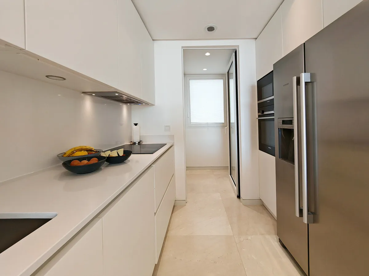 ed98d142-05c1-42a1-ad79-41418fa00266