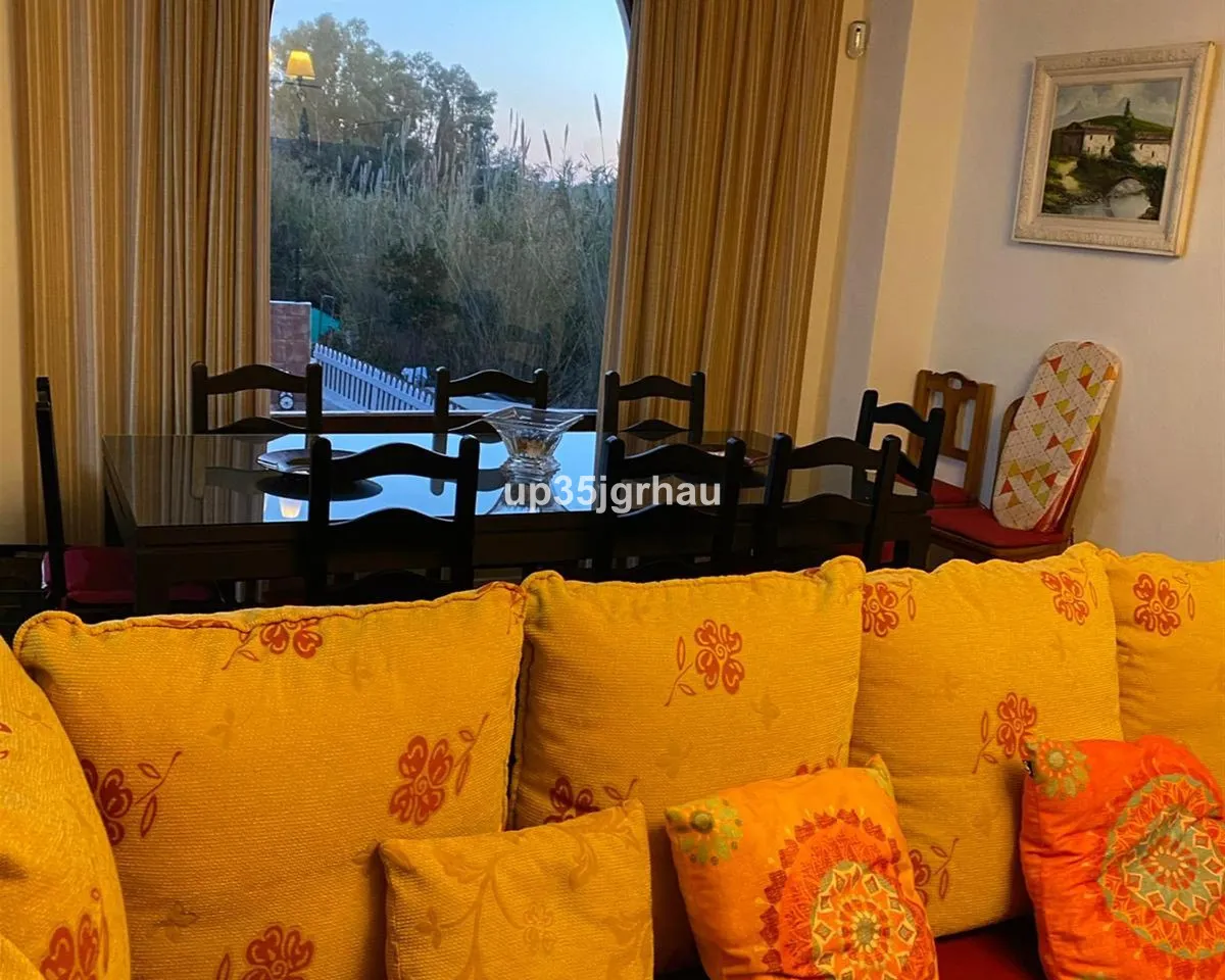 34fa4da7-9258-4222-a2ee-2db6522b52ae