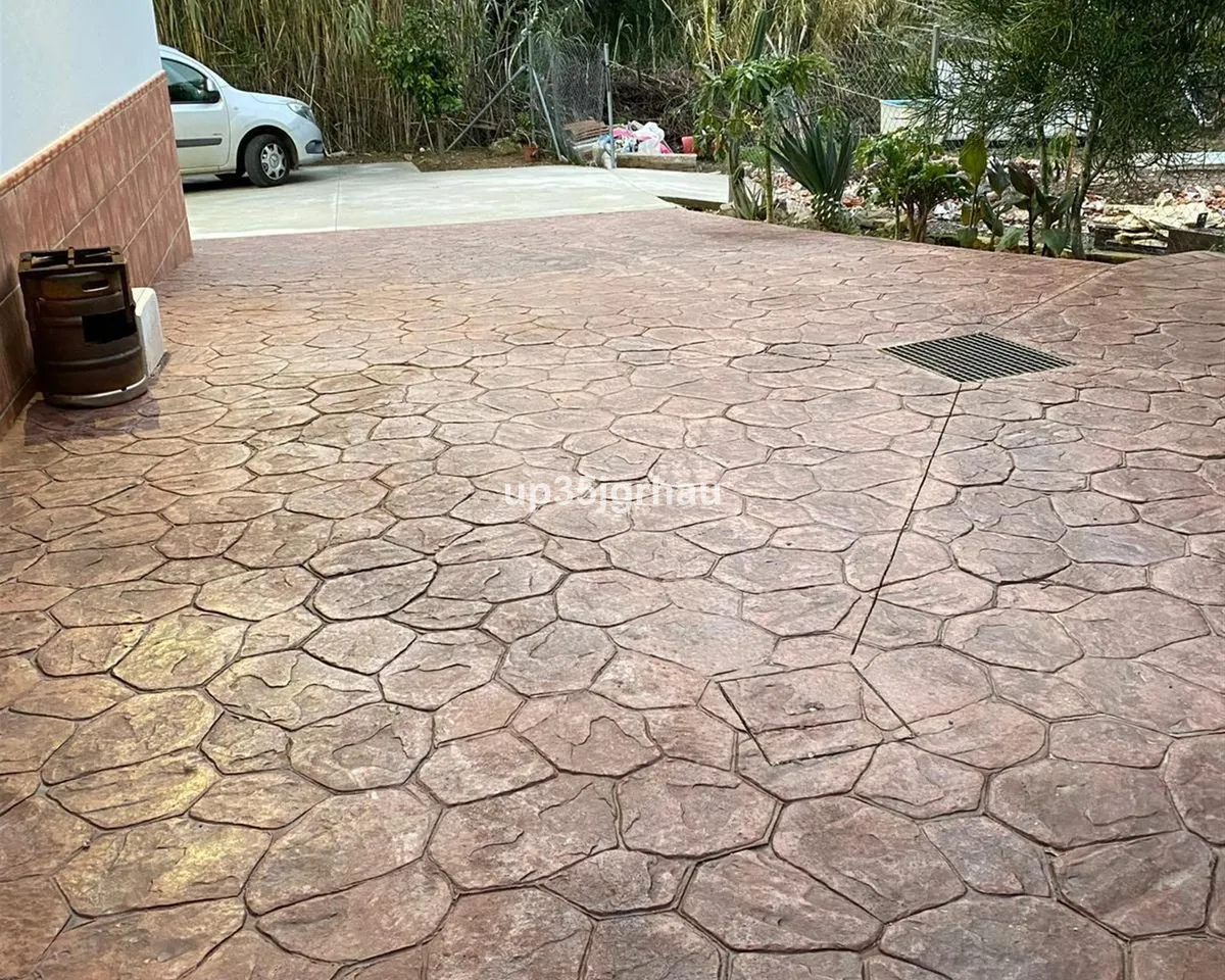 38e65aca-34f6-47ce-824b-afe5e730187d