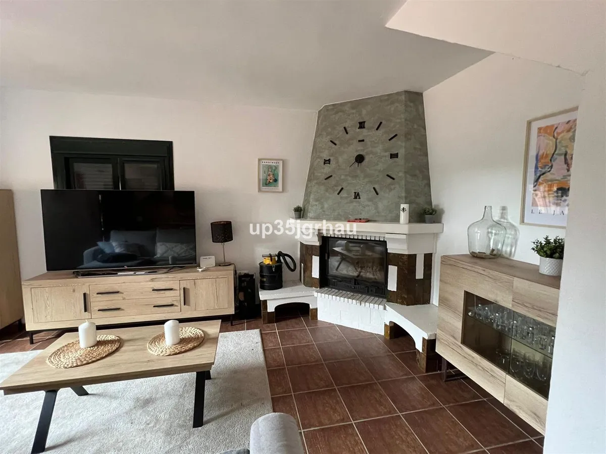 4c66d995-cf6c-405d-9479-2780aa3235c6